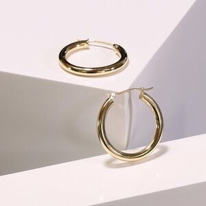 SOLD || Solid 14K Gold Classic Hoop Earrings